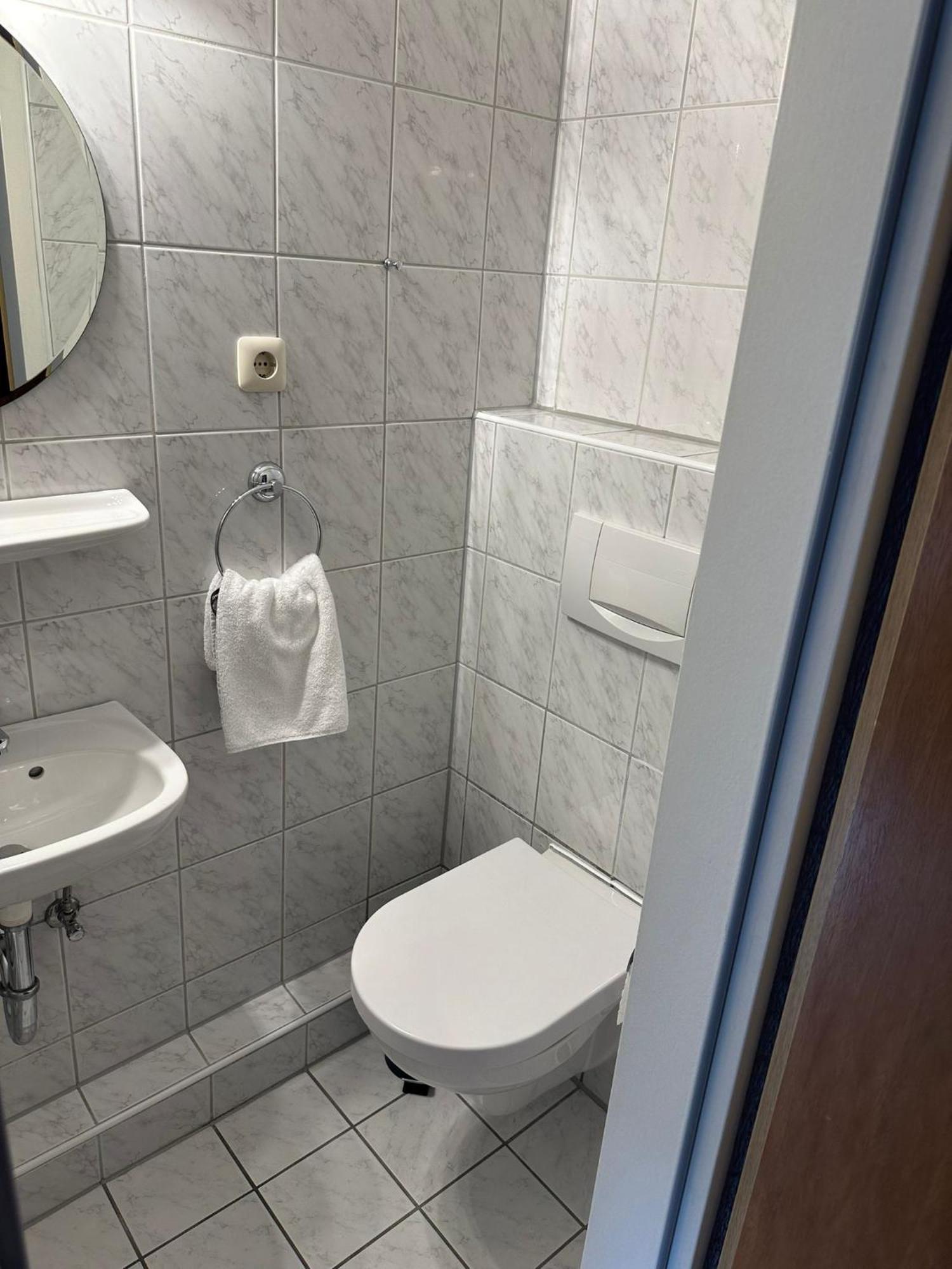 Hotel Bff Airport Messe Schlaf - Duesseldorf Экстерьер фото