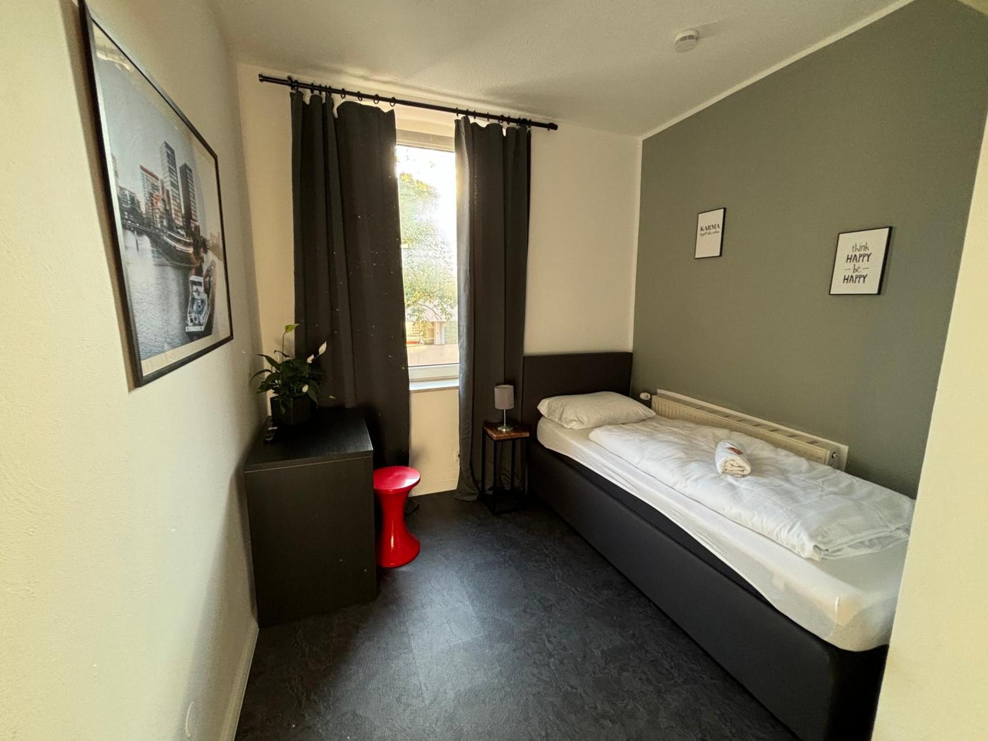 Hotel Bff Airport Messe Schlaf - Duesseldorf Экстерьер фото